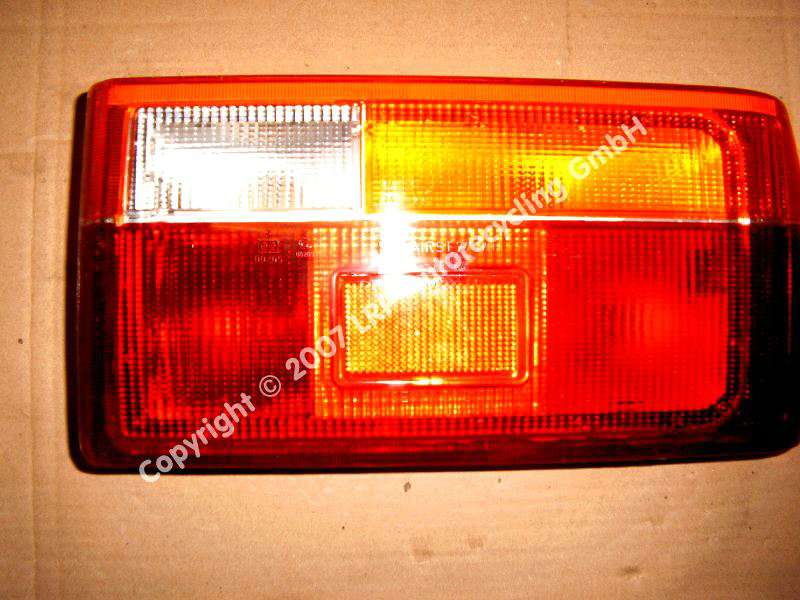 RENAULT R9 BJ1982 RUECKLEUCHTE RECHTS 7701026879 NEUWERTIG